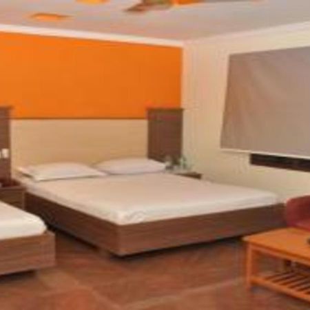 Hotel Pams Mayiladuthurai Εξωτερικό φωτογραφία
